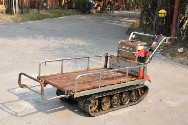 ขายรถบรรทุก ตีนตะขาบHONDA มีเกียร์ สภาพ เดิมญี่ปุ่น อะเนคประสงค์ 13,500เท่านั้น!!