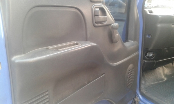 ISUZU NPR 130 แรง  ห้างแท้ จดปี44