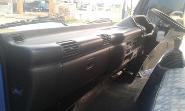 ISUZU NPR 130 แรง  ห้างแท้ จดปี44