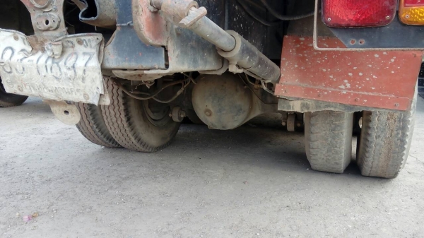 ขายรถ10ล้อ1Jช่วงยาว7เมตร2เพลาแท้พร้อมใช้งาน ขายรถ10ล้อ1Jช่วงยาว7เมตร2เพลาแท้พร้อมใช้งาน