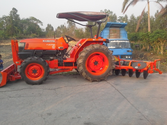 หาซื้อรถL4508เชิญมาหาเราครับมดันหน้าผานหลังของHuIของใหม่ในราคา245000รถเราพร้อมใช้งานบริการหลังการขายอีกด้วยครับเชิญเลยครับ