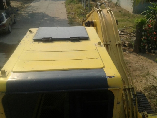 ขายด่วน KOMATSU PC120-5 สภาพสวยพร้อมใช้งาน เครื่องปั้มดี ทำงานเร็วไม่โหลด โซ่ดีเอวแน่น ไฟฟ้าอยู่ตัดมอเตอร์คันเร่ง เฟรมสวย บูมอาร์มสวย  รถพร้อมทำงานครับ