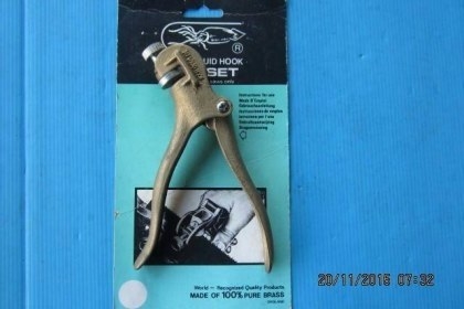 ขายคัดคองเลื่อยตราหมึกเบ็ดเก่าเก็บ Made in England.