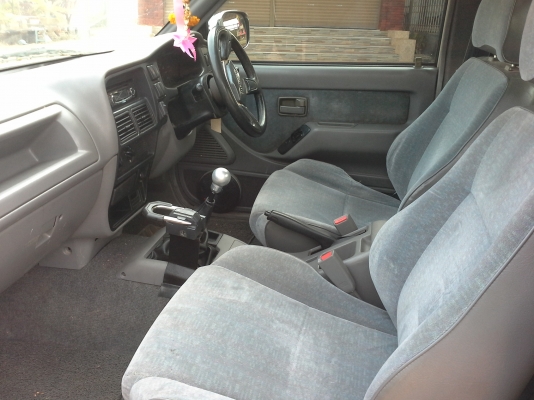 ขายด่วน รถกระบะ ISUZU DRAGON EYE ปี 2001 สภาพดี