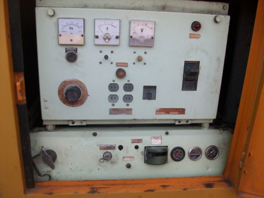 ขายเครื่องปั่นไฟ 75 โล สภาพสวยใช้งานน้อย สำรองใช้ไฟในฟาร์ม