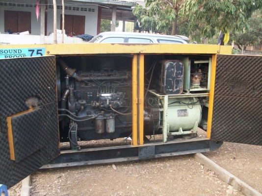 ขายเครื่องปั่นไฟ 75 โล สภาพสวยใช้งานน้อย สำรองใช้ไฟในฟาร์ม