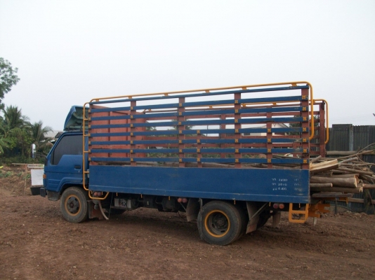 ขาย 6 ล้อ โตโยต้า BU 87 สภาพสวยพร้อมใช้งาน ขาย 6 ล้อ โตโยต้า BU 87 สภาพสวยพร้อมใช้งาน