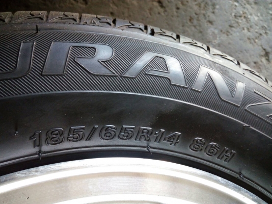 185/65R14 BRIDGESTONE TURANZA AR-10 ปี13 ชุด 4 เส้น tel.081-427-3941 ไอดีไลน์ 0814273941 185/65R14 BRIDGESTONE TURANZA AR-10 ปี13 ชุด 4 เส้น tel.081-427-3941 ไอดีไลน์ 0814273941