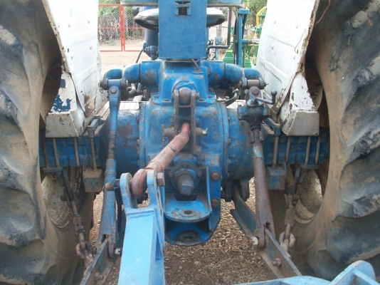 ขายฟอร์ด 77 T 1 สภาพสวย รถใช้งานน้อย ทะเบียนจดปี 41 ขายฟอร์ด 77 T 1 สภาพสวย รถใช้งานน้อย ทะเบียนจดปี 41