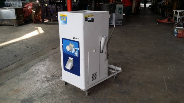 เครื่องขัดขาว NX-5B เก่าญี่ปุ่น กำลังการผลิต 100 kg./ชม. สามารถขัดข้าวกล้องให้เป็นข้าวขาวได้อย่างสะดวก รวดเร็ว