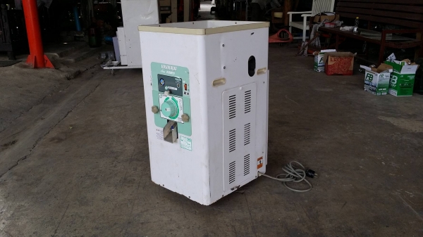 เครื่องขัดข้าวขาว HOSOKAWA รุ่น R1900EN เก่าญี่ปุ่น กำลังการผลิต 100 kg./ชม. สามารถขัดข้าวกล้องให้เป็นข้าวขาวได้อย่างสะดวก รวดเร็ว