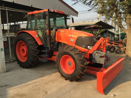 M135 MAX คันเดียวในไทย ผ่อนสูงสุด 5 ปี ดาวน์น้อยผ่อนสบาย