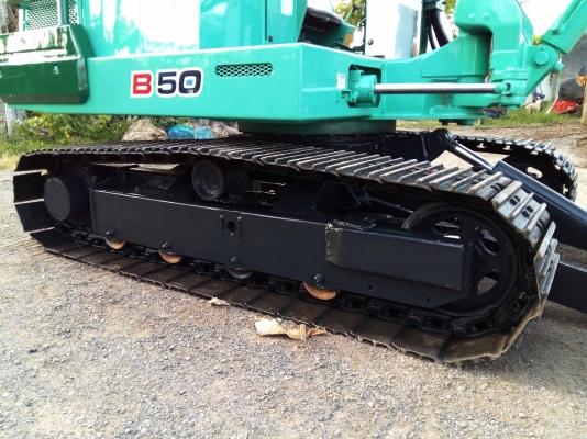 ขายรถแม็คโคร YANMAR B50 เก่านอก ยังไม่เคยใช้งานในเมืองไทย ติดต่อ 086-775-7900 086-324-1992