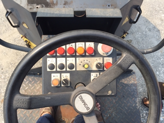 ขายรถBomagรุ่นBW120AD-3 นำเข้าจากญี่ปุ่น ไม่เคยใช้งานในไทย มีเอกสารพร้อมจดทะเบียน น้ำหนัก2.9ตันหน้าเหล็กหลังเหล็ก บดอัดสั่นสเทือนได้ทั้ง2ล้อ เอวออ่น เครื่องยนต์ดีเซล สภาพดีพร้อมใช้งาน มีให้เลือกหลายคันหลายขนาด ขายรถBomagรุ่นBW120AD-3 นำเข้าจากญี่ปุ่น ไม่เคยใช้งานในไทย มีเอกสารพร้อมจดทะเบียน น้ำหนัก2.9ตันหน้าเหล็กหลังเหล็ก บดอัดสั่นสเทือนได้ทั้ง2ล้อ เอวออ่น เครื่องยนต์ดีเซล สภาพดีพร้อมใช้งาน มีให้เลือกหลายคันหลายขนาด