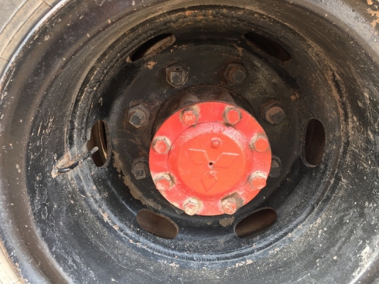 ขาย MITSUBISHI  6 ล้อ