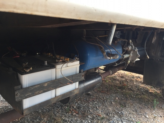 ขาย MITSUBISHI  6 ล้อ