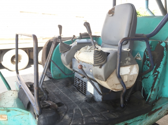 KOMATSU PC35R-8 Mini Excavator