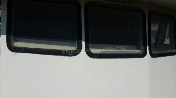 เรือ 2 ลำ