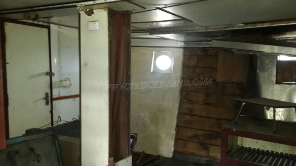 เรือ 2 ลำ