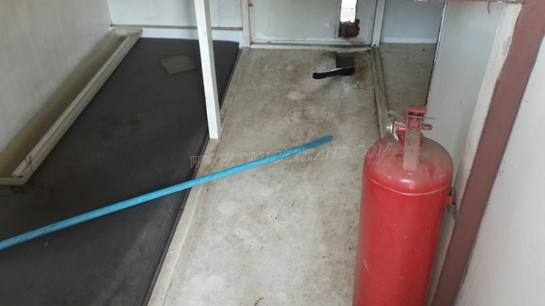 เรือ 2 ลำ