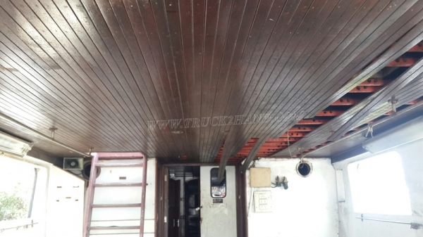 เรือ 2 ลำ