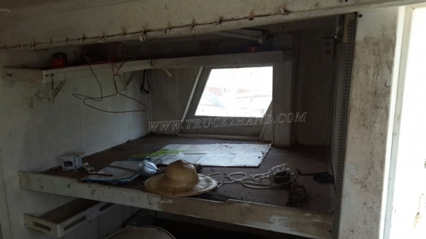 เรือ 2 ลำ