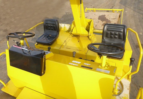 1998 SAKAI Macadam 3 Wheel Roller R2