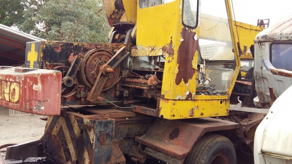 ขายด่วนรถเครน ตามสภาพ ขายด่วนรถเครน ตามสภาพ