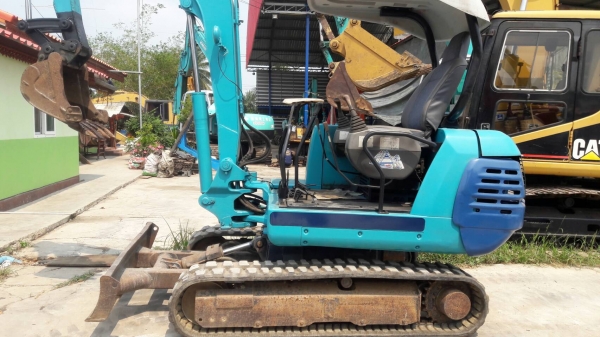 ขาย KUBOTA  K035  เก่าญี่ปุ่น  สภาพดี พร้อมใช้  ลองระบบกันได้ทุกวัน  โทร 089-7462641  สุวรรณีจ้า...