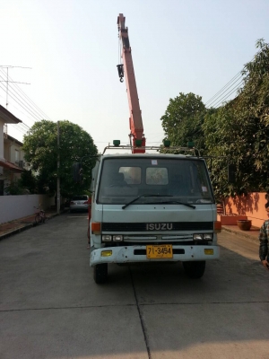 ขายด่วน รถ 6 ล้อติดเครน 3 ตัน