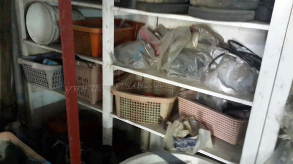 ชุดและอุปกรณ์ดำน้ำ