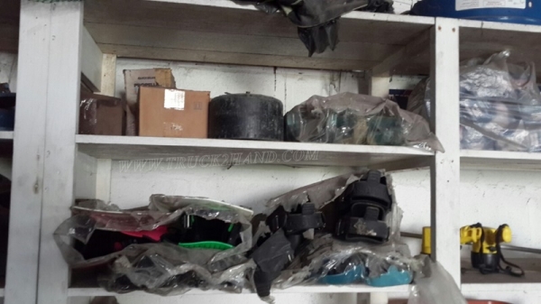 ชุดและอุปกรณ์ดำน้ำ