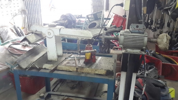 ชุดและอุปกรณ์ดำน้ำ