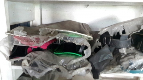 ชุดและอุปกรณ์ดำน้ำ