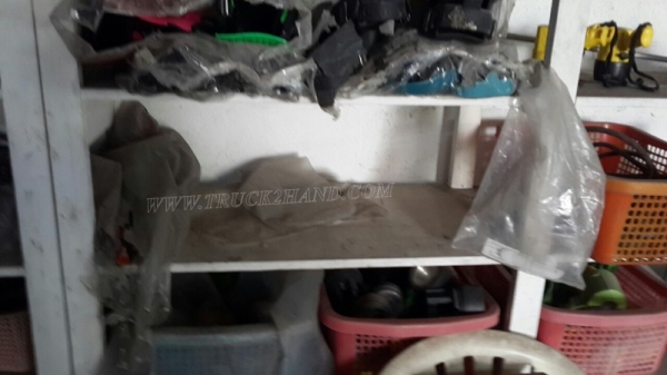 ชุดและอุปกรณ์ดำน้ำ