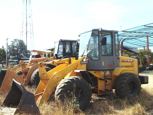 ขายรถตักล้อยาง TCM L13 เก่านอกแท้ยังไม่ใช้งานในไทยรถสภาพเต็มพร้อมใช้งาน