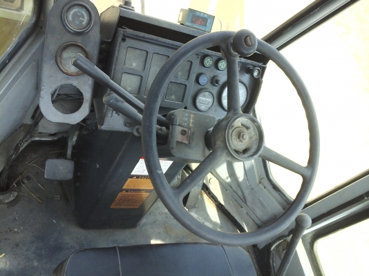 ขายรถตักล้อยาง WA 70 เก่านอกยังไม่เคยใช้งานในไทยเดิมทั้งคันราคาถูกพร้อมใช้