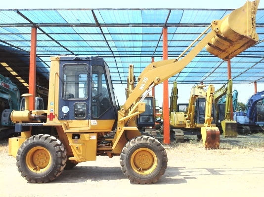 ขายรถตักล้อยาง WA 70 เก่านอกยังไม่เคยใช้งานในไทยเดิมทั้งคันราคาถูกพร้อมใช้