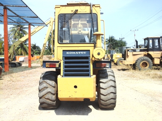 ขายรถตักล้อยาง WA 70 เก่านอกยังไม่เคยใช้งานในไทยเดิมทั้งคันราคาถูกพร้อมใช้