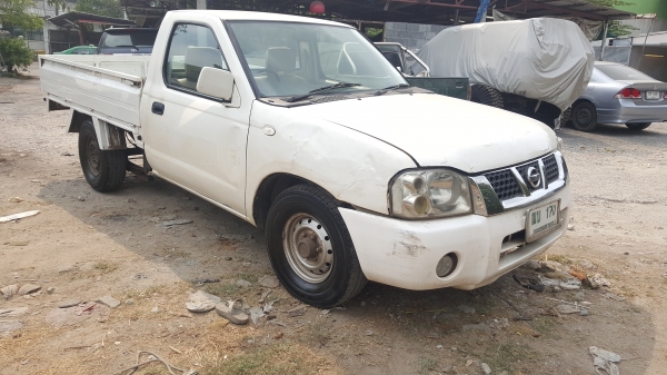 ขายนิสสันฟรอนเทีย 2700 ดีเซลพวงมาลัยพาวเวอร์ ปี 04