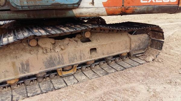 ขายด่วนHITASHI EX200-3 สภาพพร้อมใช้งาน เครื่องปั้มดี ไฟฟ้าอยู่ ตัดมอเตอร์คันเร่ง โซ่ช่วงล่างพร้อมใช้งาน เอกวารสัญญาซื้อขาย