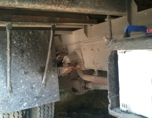 ขาย KL340   140 แรง ตู้5.50เมตร หรือแยกหัว-แชชซี ก็ได้