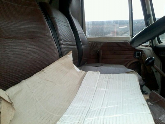 ขาย KL340   140 แรง ตู้5.50เมตร หรือแยกหัว-แชชซี ก็ได้