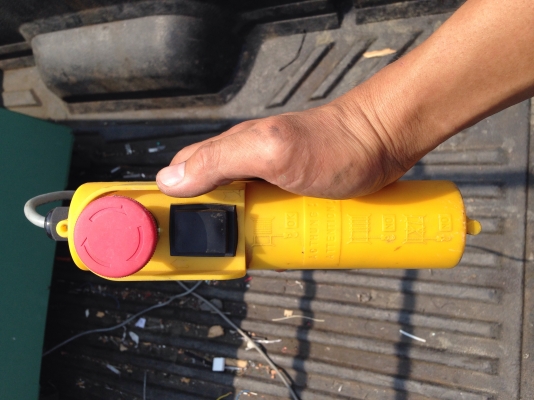 ขายรถยกของ ดัดแปลงใช้งานได้หลายรูปแบบ ตัวรอกดึงได้ 250kg. ครับ