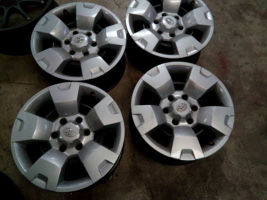 กะทะป้ายแดง ขอบ 17 ขนาด 6 รู มาตรฐาน ชุด 4 วง tel.081-427-3941 ไอดีไลน์ 0814273941 กะทะป้ายแดง ขอบ 17 ขนาด 6 รู มาตรฐาน ชุด 4 วง tel.081-427-3941 ไอดีไลน์ 0814273941