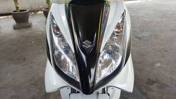 ขออนุญาติขาย SUZUKI HAYATE 125 CC ทะเบียนเลขมงคล 898 สีขาวมุก