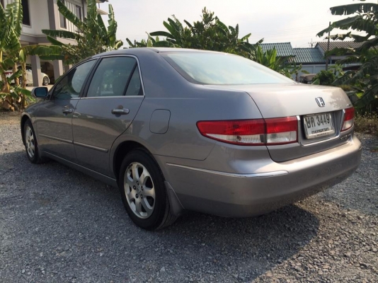 ขาย accord ปลาวาฬ สีเทา ปี03 เครื่อง3000 v6 ซันลูป รถสวยพร้อมใช้