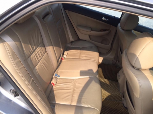 ขาย accord ปลาวาฬ สีเทา ปี03 เครื่อง3000 v6 ซันลูป รถสวยพร้อมใช้