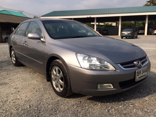 ขาย accord ปลาวาฬ สีเทา ปี03 เครื่อง3000 v6 ซันลูป รถสวยพร้อมใช้