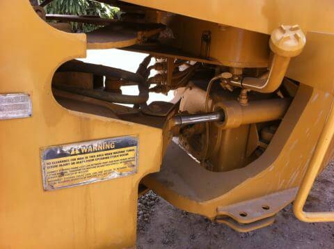 ขายรถตัก CAT 916 E สภาพสวยพร้อมใช้ ต่อรองได้ ติดต่อได้ที่คุณ อ๊อฟ พิจิตร 086-737-9991 ขายรถตัก CAT 916 E สภาพสวยพร้อมใช้ ต่อรองได้ ติดต่อได้ที่คุณ อ๊อฟ พิจิตร 086-737-9991